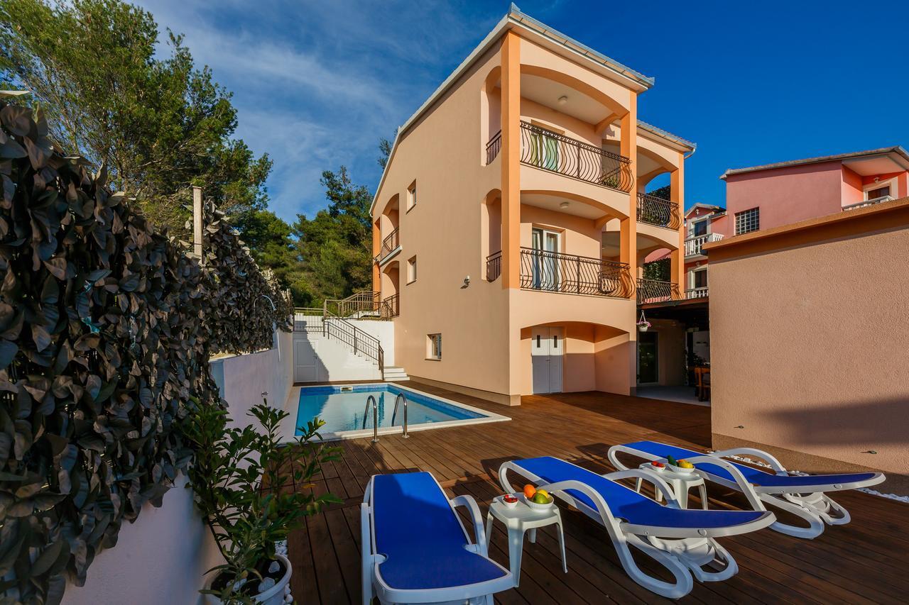 Villa Nora Trogir Exterior photo